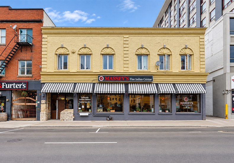King St